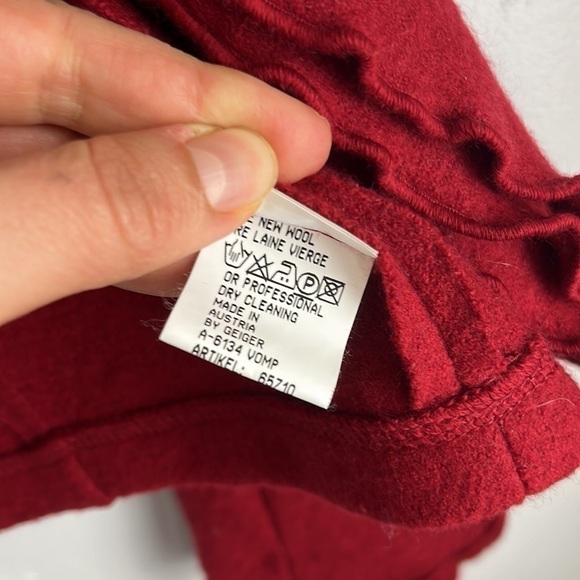 Geiger 100% Felted Wool Cherry Red Open Cardigan - Picture 6 of 7